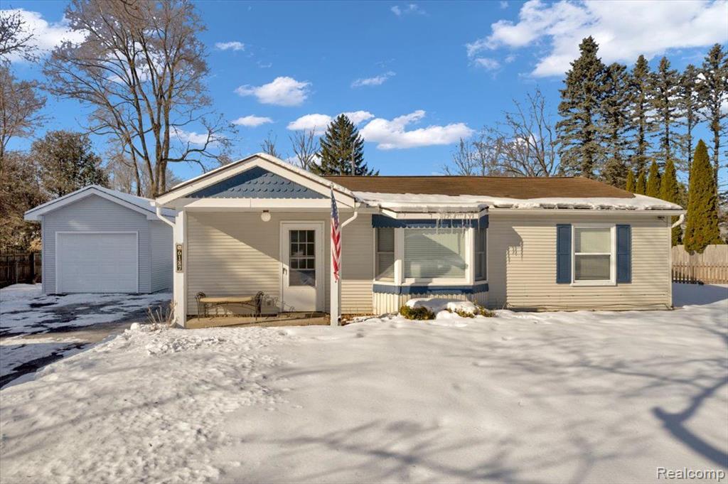Havelock Dr, Clarkston, MI 48346 #1