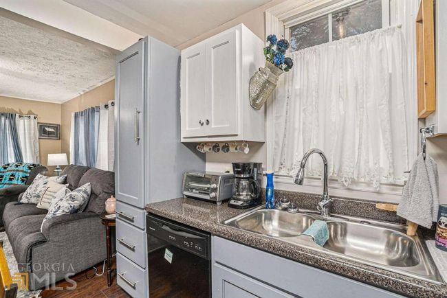 56 Branch St, House other with 3 bedrooms, 2 bathrooms and 4 parking in Toccoa GA | Image 17
