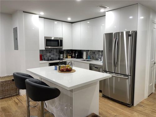 apt-2-6389 Bay Club Dr, Fort Lauderdale, FL, 33308-1638 | Card Image