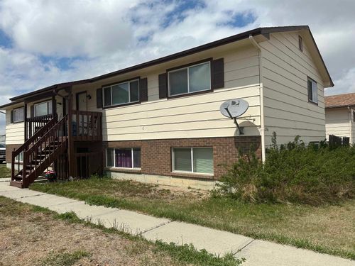 236 Curtis St, Evansville, WY, 82636-8571 | Card Image