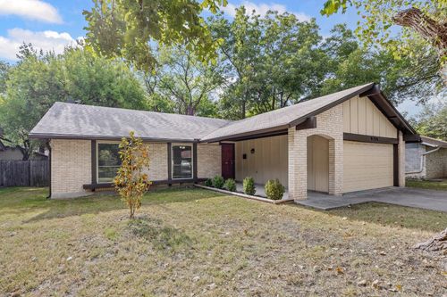 9215 Hunters Trce E, Austin, TX, 78758-6523 | Card Image