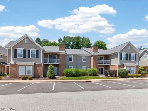 222-3324 Lenox Village Dr, Fairlawn, OH, 44333-4445 | Card Image