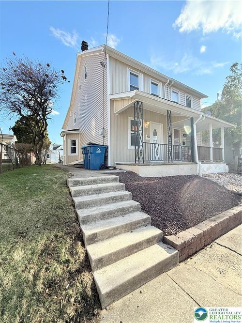 426 E 12th St, NORTHAMPTON, PA, 18067-1745 | Card Image
