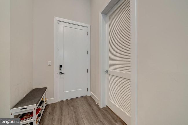 APT-102 - 1761 Old Meadow Rd, Condo with 2 bedrooms, 3 bathrooms and null parking in MCLEAN VA | Image 8