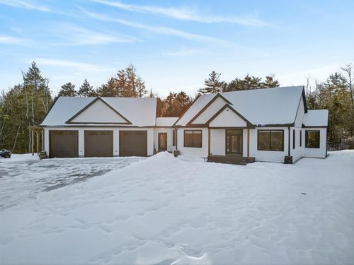 29 Walnut Brook Road, Sanford, ME, 04073 | Card Image