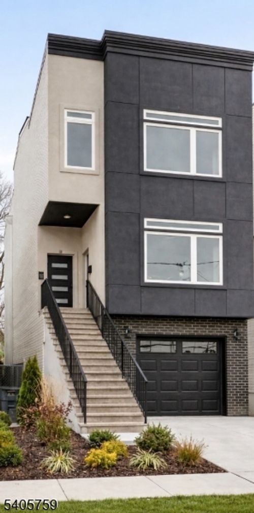 361 21st St, Irvington, NJ, 07111-4403 | Card Image