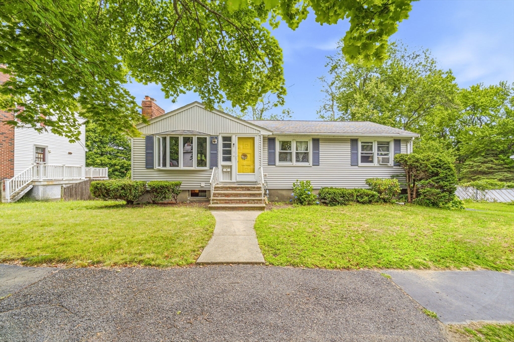 Residential in Saugus