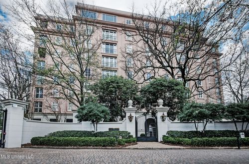 apt-24-1200 Meadowbrook Rd, Jackson, MS, 39206-6109 | Card Image