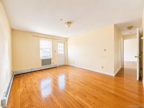 7b-3506 Leavitt Street, New York, NY, 11354 | Card Image