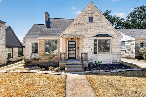 1214 E Waco Ave, Dallas, TX, 75216-1226 | Card Image