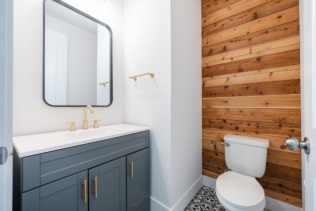 Powder Bath | Image 18