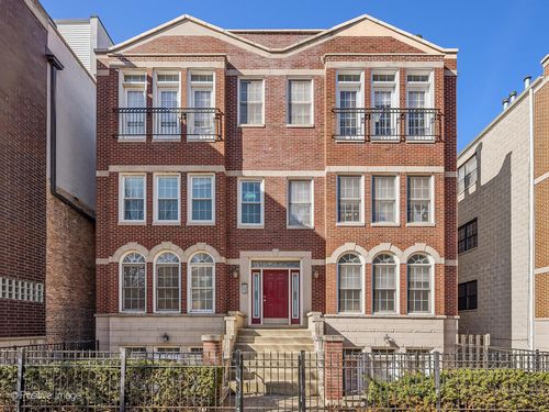3s-3042 N Oakley Ave, Chicago, IL, 60618-8310 | Card Image