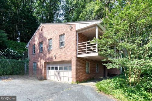 8229 Bellona Ave, TOWSON, MD, 21204-2006 | Card Image