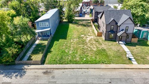 1033 Hosbrook St, Indianapolis, IN, 46203-1013 | Card Image