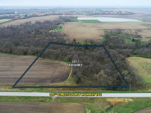 07 325th Street, Woodward, IA, 50276 | Card Image