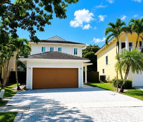 363 Ne 35th Ter, Homestead, FL, 33033-7145 | Card Image