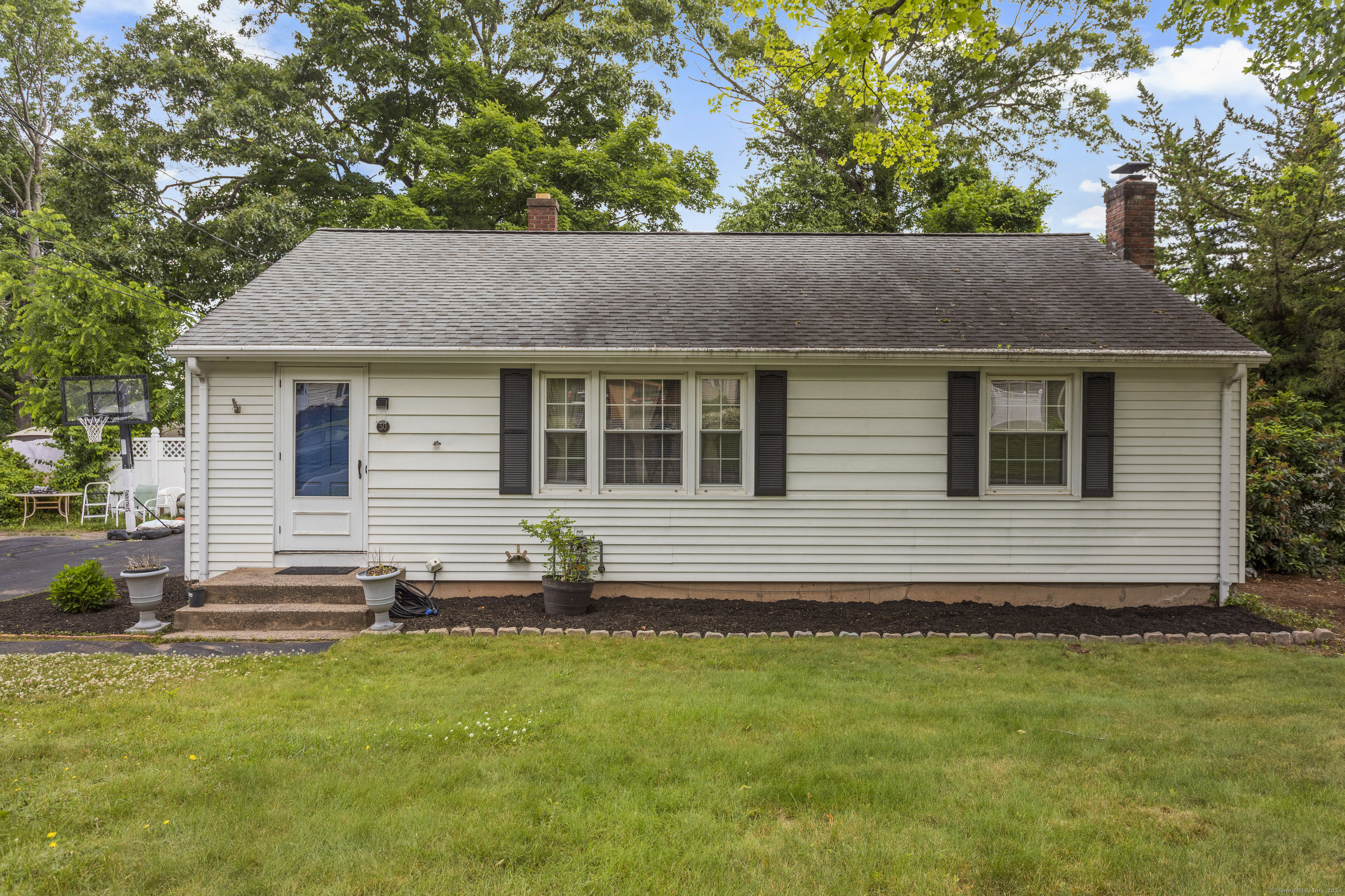 Parkview Rd, Wallingford, CT 06492