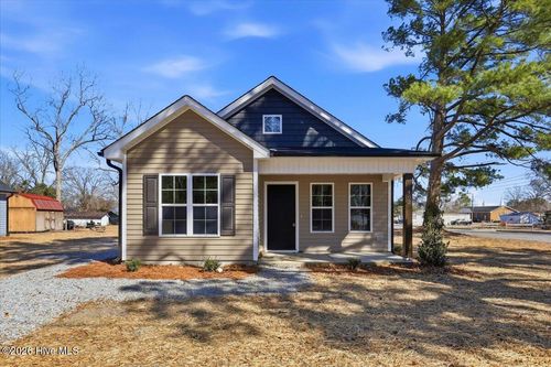 402 W James Street, La Grange, NC, 28551 | Card Image