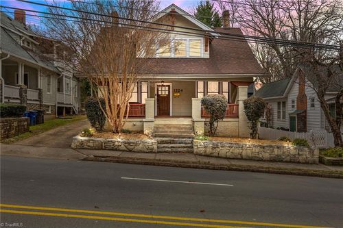 1224 W 1st St, Winston Salem, NC, 27101-3602 | Card Image