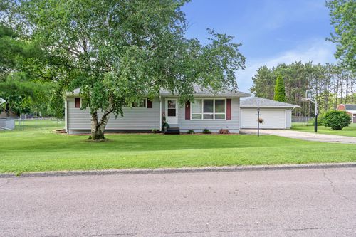 734 Juline Way, Onalaska, WI, 54650-9018 | Card Image