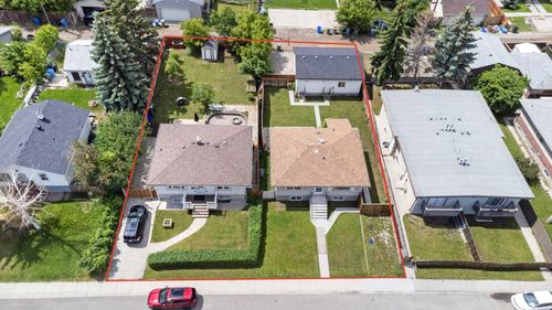 1827 43 St Se, Calgary, AB, T2B1H1 | Card Image