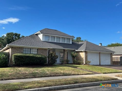 607 Brocton St, Victoria, TX, 77904-3053 | Card Image