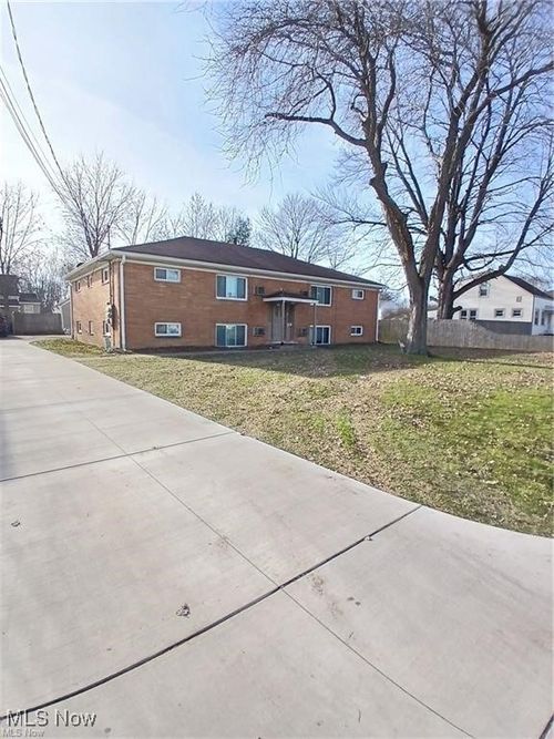 909 Cook Ave, Boardman, OH, 44512-2431 | Card Image