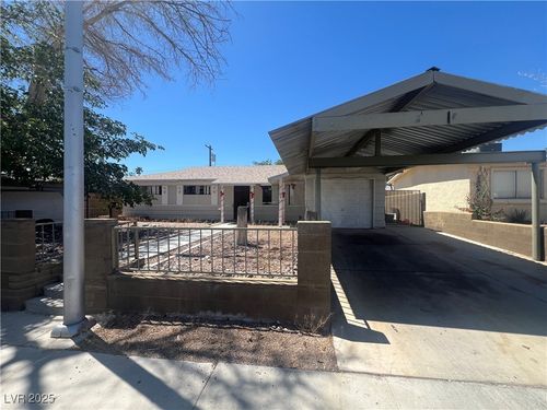 5909 Glen Eagles Ln, Las Vegas, NV, 89108-1551 | Card Image