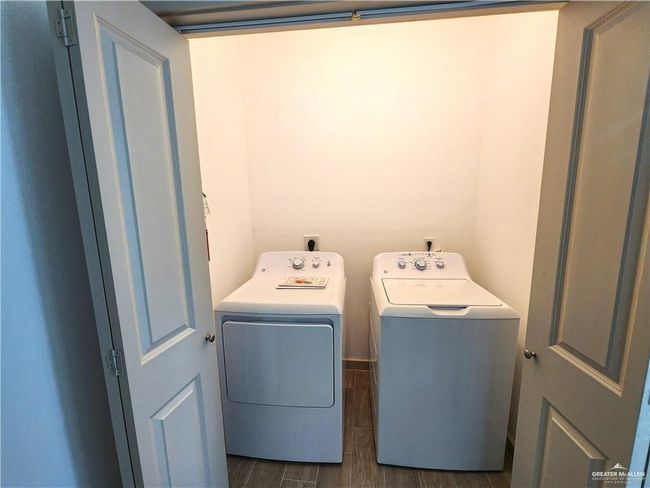 APT-1 - 3600 Frio Ave, Condo with 2 bedrooms, 2 bathrooms and 2 parking in McAllen TX | Image 17