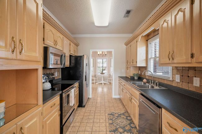 2216 Yorkshire Se, House other with 3 bedrooms, 2 bathrooms and null parking in Decatur AL | Image 11