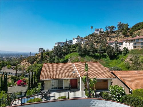 1218 E Tujunga Ave, Burbank, CA, 91501 | Card Image