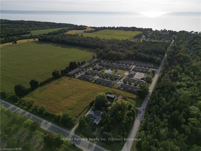 75551 Bluewater Highway, Home with 4 bedrooms, 1 bathrooms and 10 parking in Huron ON | Image 37