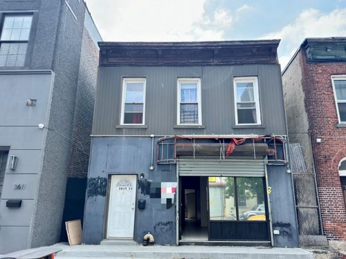 3615 33rd Street, New York, NY, 11106 | Card Image