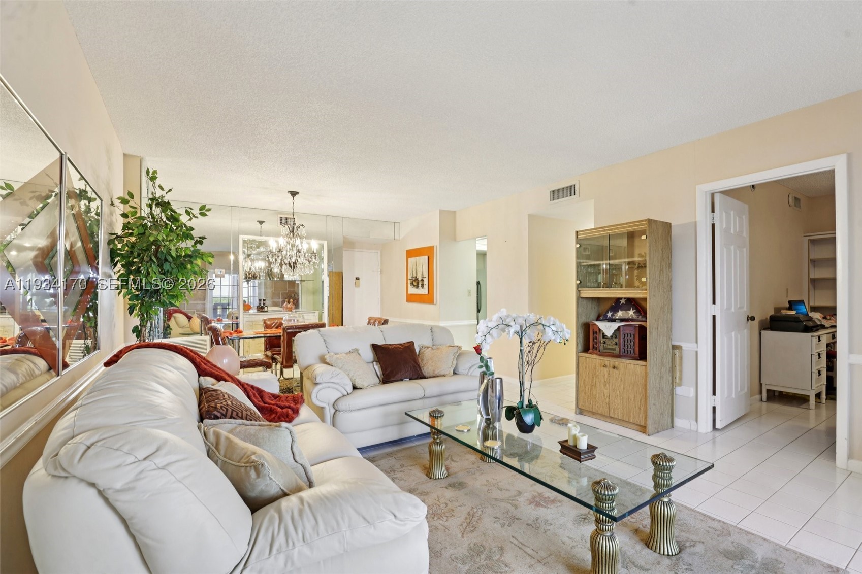 Residential in Hollywood 3