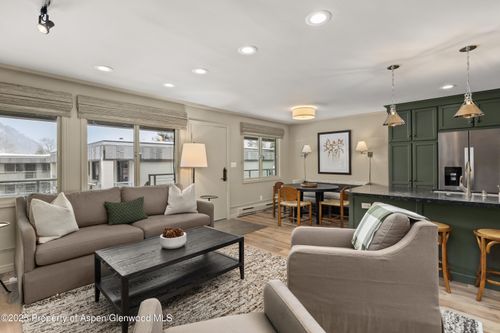 309-940 Waters Ave, Aspen, CO, 81611-2135 | Card Image
