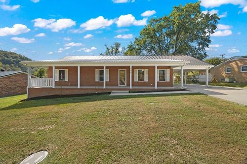 808 Riverside Cir, Celina, TN, 38551-4218 | Card Image