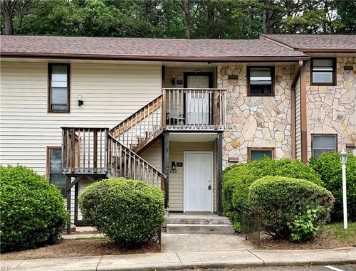 146-938 S Ridge Ct, Winston Salem, NC, 27107-6922 | Card Image