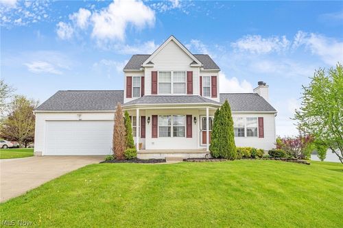 846 Longbrook Dr, Wadsworth, OH, 44281-8698 | Card Image