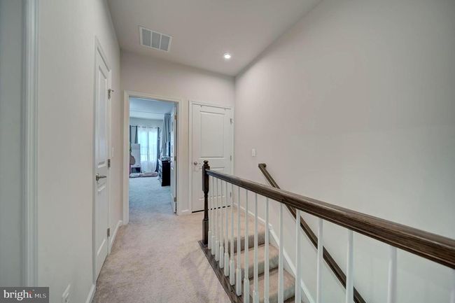 18316 Reaper Hill Ct, Townhouse with 3 bedrooms, 3 bathrooms and null parking in TRIANGLE VA | Image 48