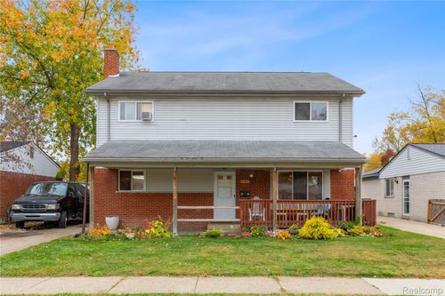 9274 Chamberlain St, Romulus, MI, 48174-1576 | Card Image