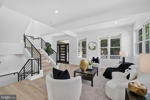 1258 Perry St Ne, WASHINGTON, DC, 20017-2524 | Card Image