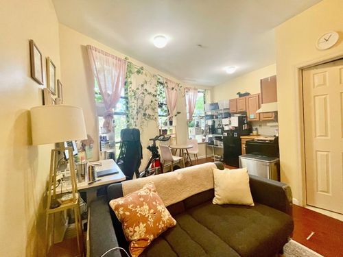 1r-14 Convent Ave, New York, NY, 10027-2637 | Card Image