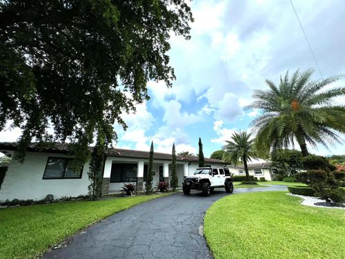 625 W Tropical Way, Plantation, FL, 33317-3347 | Card Image