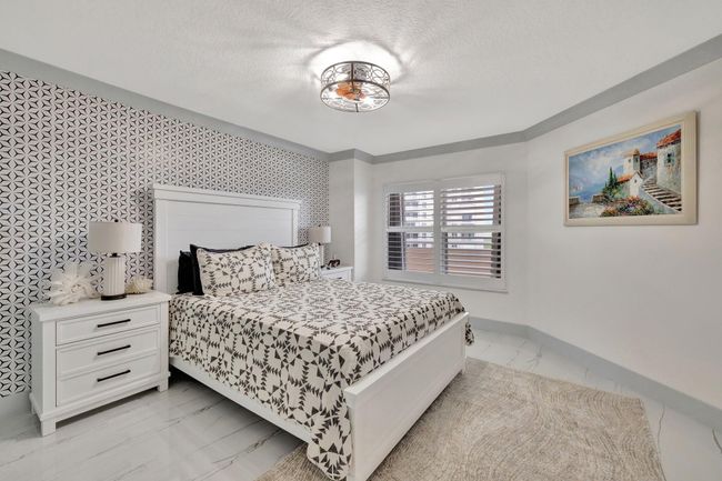APT-9-3 - 5051 N Highway A1a, Condo with 3 bedrooms, 2 bathrooms and null parking in Hutchinson Island FL | Image 28