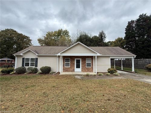 290 Janet Ave, Winston Salem, NC, 27104-3756 | Card Image