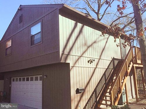 above-garage-apt-7829 Bertha Road, PASADENA, MD, 21122 | Card Image