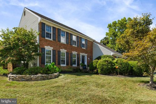 1 Foxmore Ct, STERLING, VA, 20165-5676 | Card Image