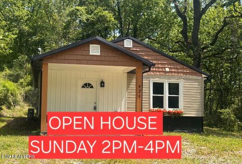 425 Childs Rd, Harriman, TN, 37748-6907 | Card Image