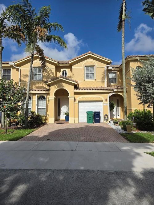 11575 Sw 138th Ave, Miami, FL, 33186-9088 | Card Image