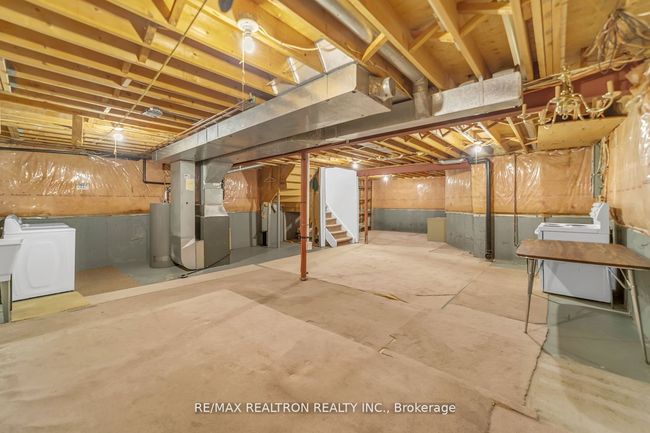 155 Dawlish Ave, House other with 3 bedrooms, 3 bathrooms and 4 parking in Aurora ON | Image 34